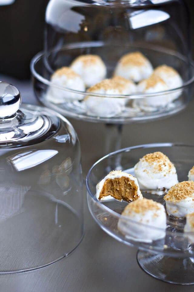 Pumpkin cheesecake truffles