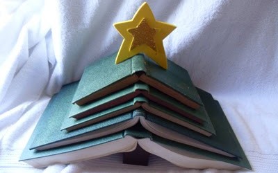 book christmas tree