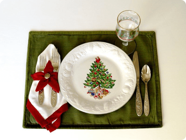101 AMAZING Christmas ideas on iheartnaptime.net - a must see list!