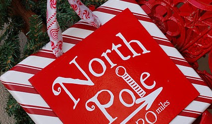 north pole sign