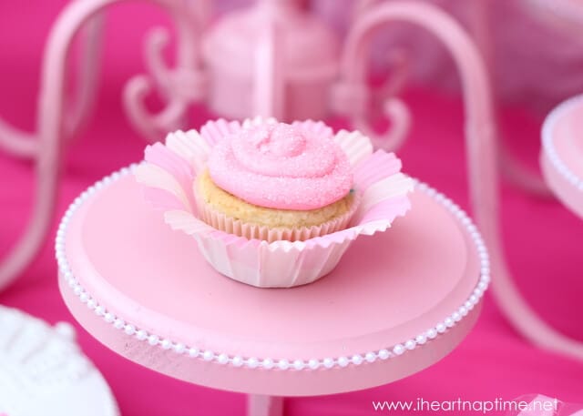 pink-cupcake.jpg