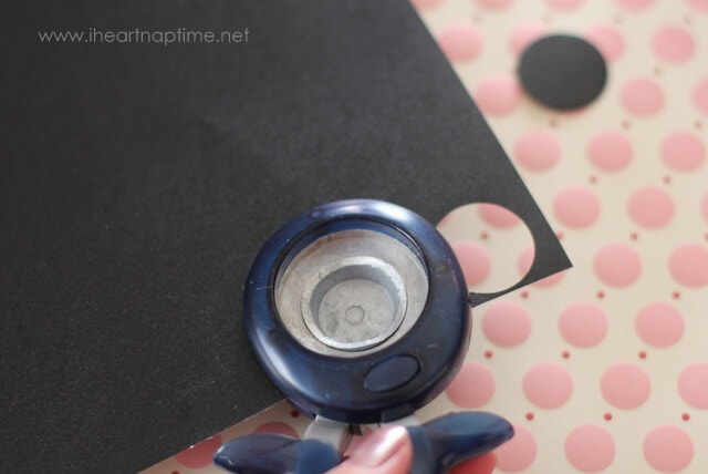 Cute and simple handmade valentine chalkboard-vinyl.jpg