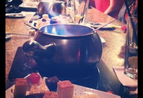 chocolate fondue