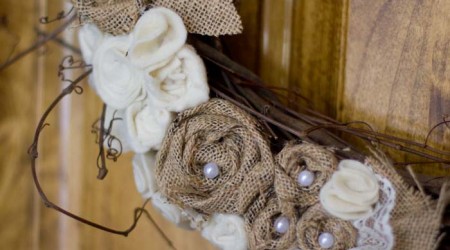 Gorgeous handmade wreath on iheartnaptime.net #DIY #crafts