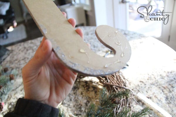 #DIY Joy wreaths for #Christmas on iheartnaptime.net by Shanty2Chic