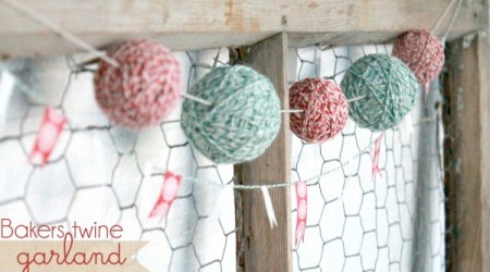 #DIY #Christmas Garland by Lolly Jane on iheartnaptime.net