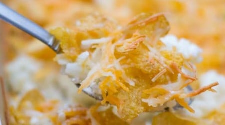 The BEST cheesy potatoes out there from iheartnaptime.net ... Super easy to make and absolutely delicious! #recipes