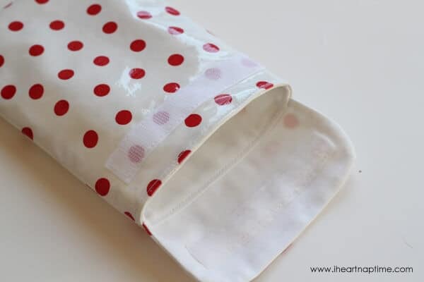 Reusable Lunch Bag #tutorial on iheartnaptime.com reusable lunch bags8