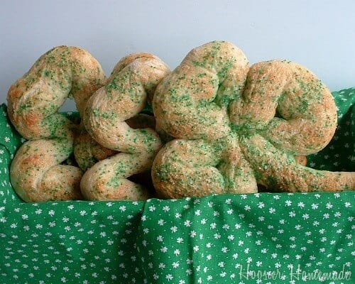 Best Saint Patricks Food and Crafts 27