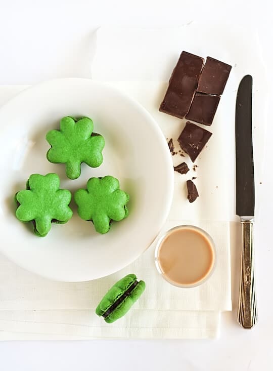 Best Saint Patricks Food and Crafts 35