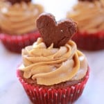 brownie cupcakes with peanut butter frosting