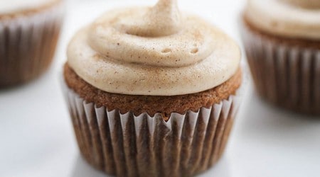 Churro cupcakes with cream cheese frosting.... yum!