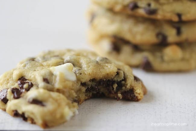 Double chocolate chip pudding cookies