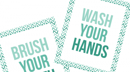 $1 printable art -such a cute and inexpensive way to dress up the bathroom!
