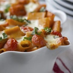 Creamy caprese pasta ...one of the best pasta dishes I've ever made!