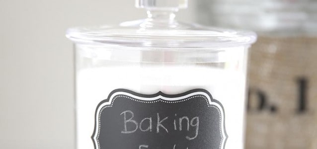 15 awesome uses for baking soda on I Heart Nap Time