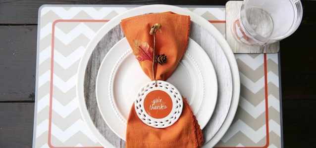 Thanksgiving tablescape on I Heart Nap Time
