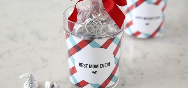 http://www.iheartnaptime.net/wp-content/uploads/2014/04/Simple-gift-idea-for-Mothers-Day1-638x300.jpg