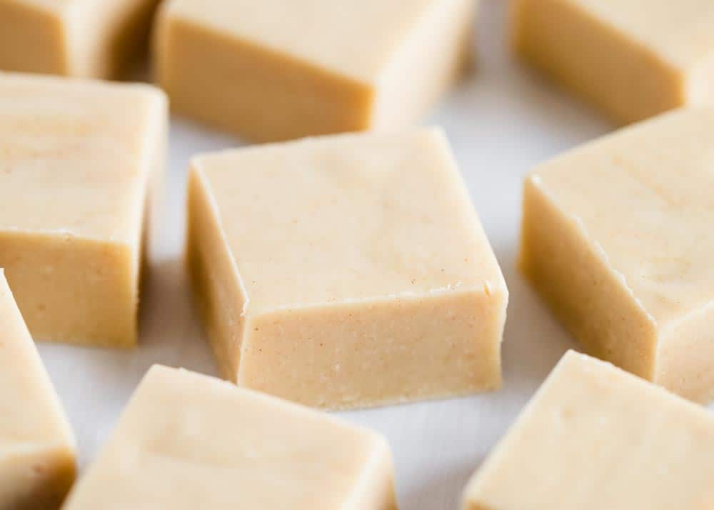 This peanut butter fudge is one of my favorite easy no bake desserts to make. All you need is 3 ingredients and 5 minutes to make! It turns out smooth and creamy every time! Peanut butter fudge recipe.