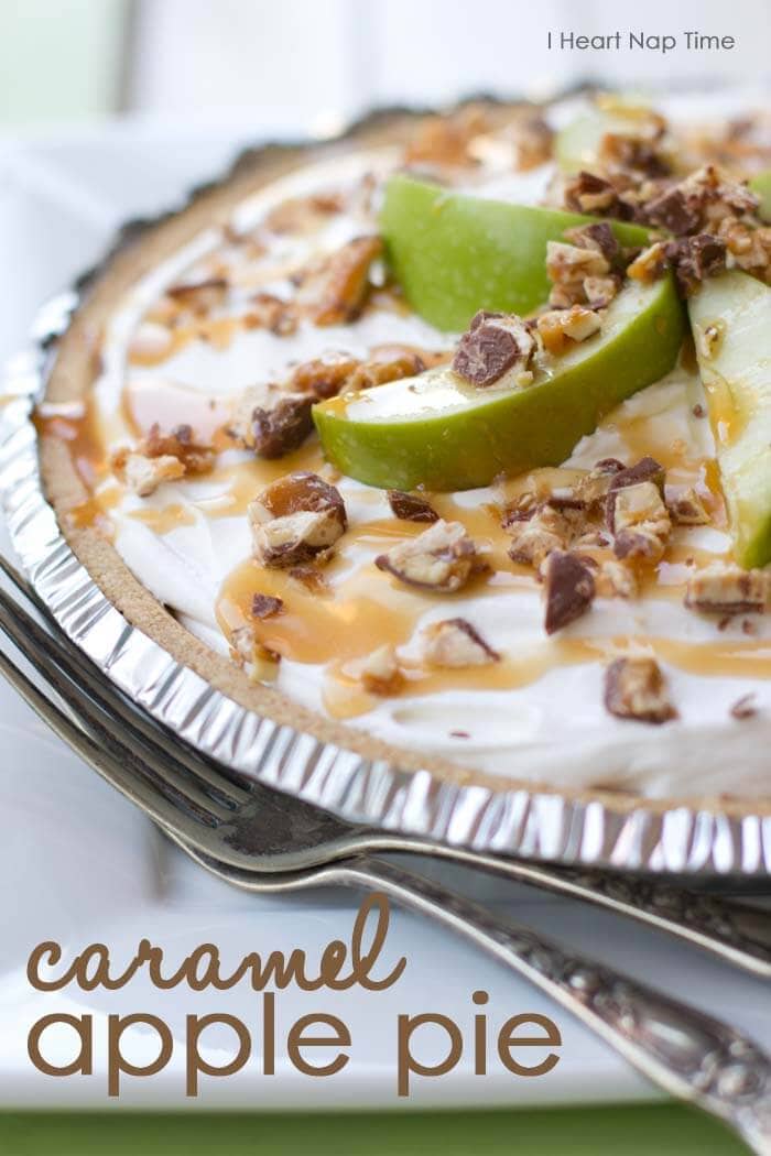 Snickers Caramel Pie | 26 Homemade Pie Recipes for Thanksgiving