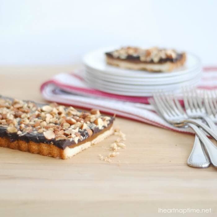 caramel chocolate almond tart 3