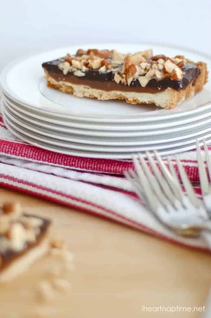 caramel chocolate almond tart 4