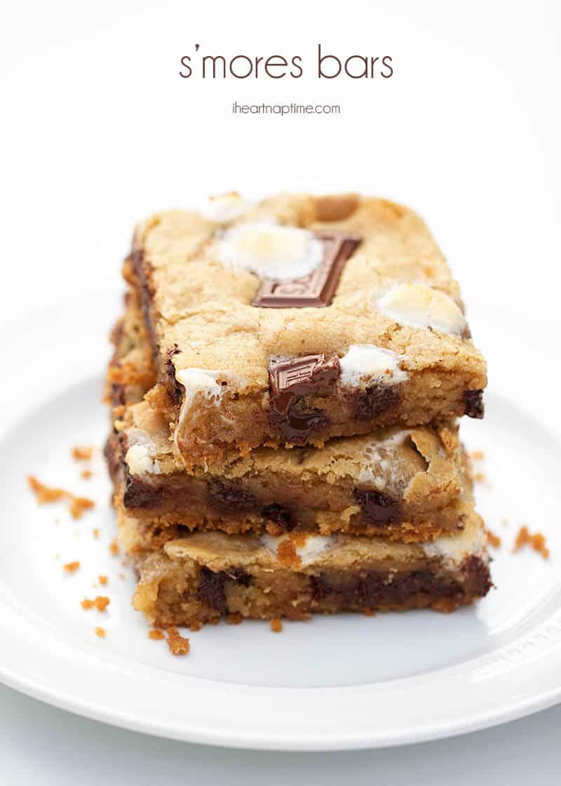 S'mores bars on iheartnaptime.com ...These are SO easy and literally heaven in your mouth! #recipes