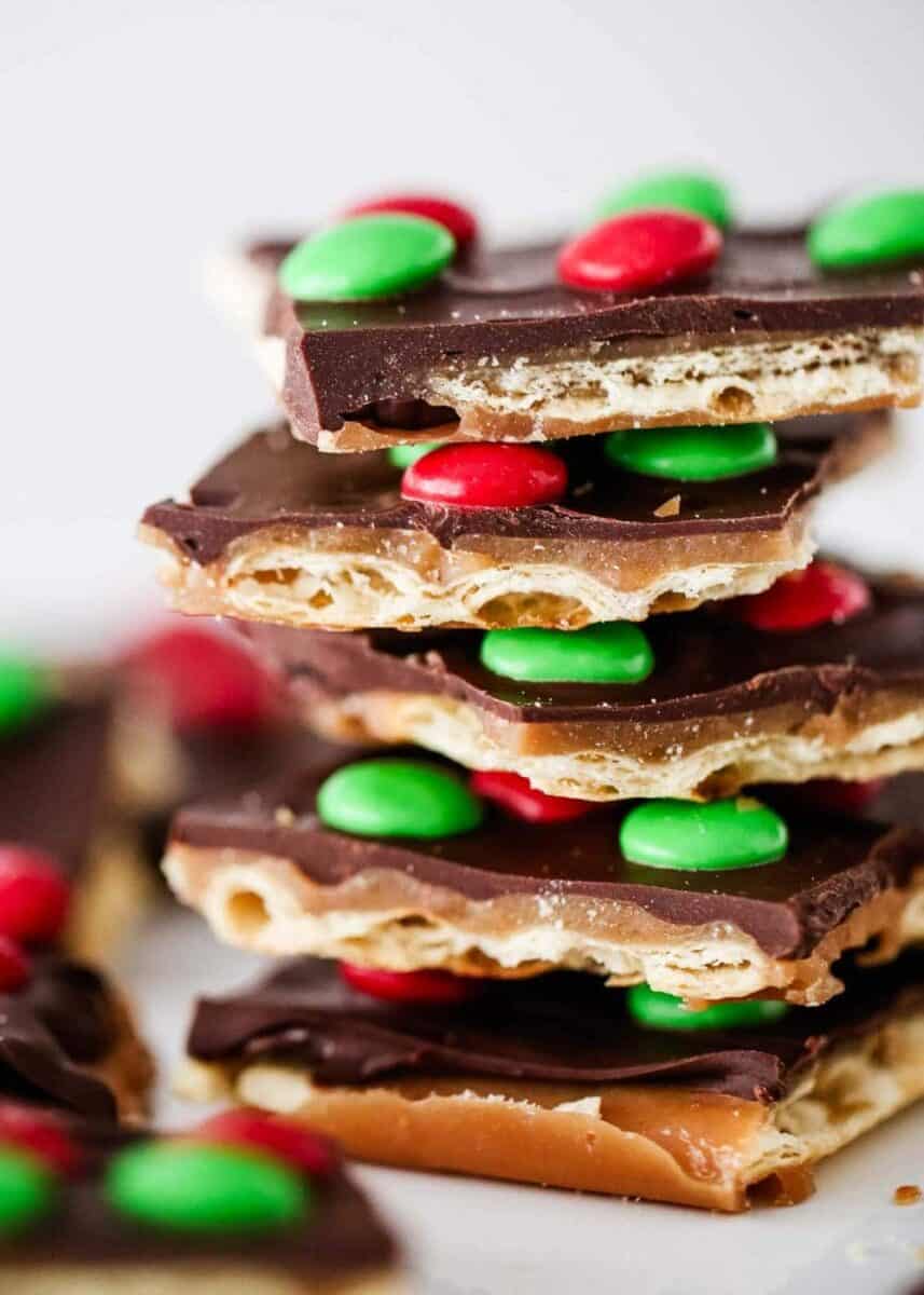 best-christmas-crack-toffee-recipe-only-15-mins-i-heart-naptime