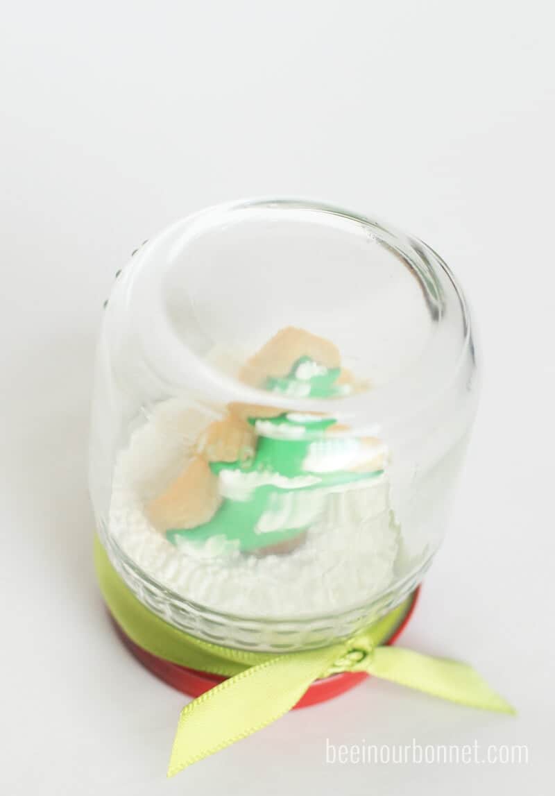 sugar cookie snow globe 