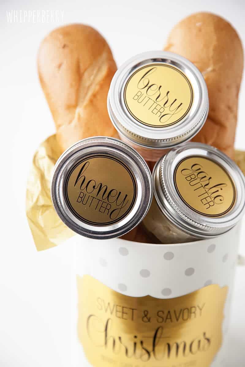 Flavored butter Christmas gift box with bread.