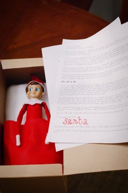 Elf sending a letter