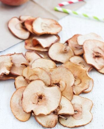baked apple chips on a table