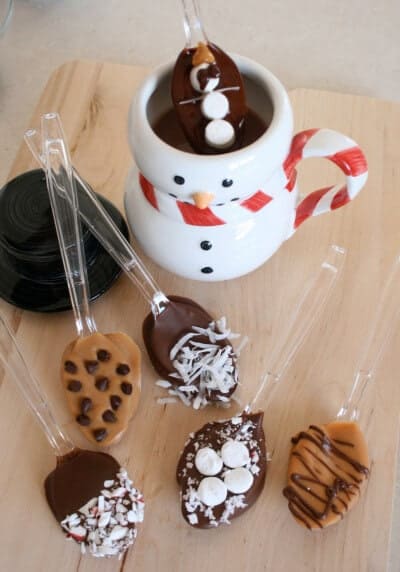 https://www.iheartnaptime.net/wp-content/uploads/2014/12/Chocolate-Dipped-Spoons.jpg