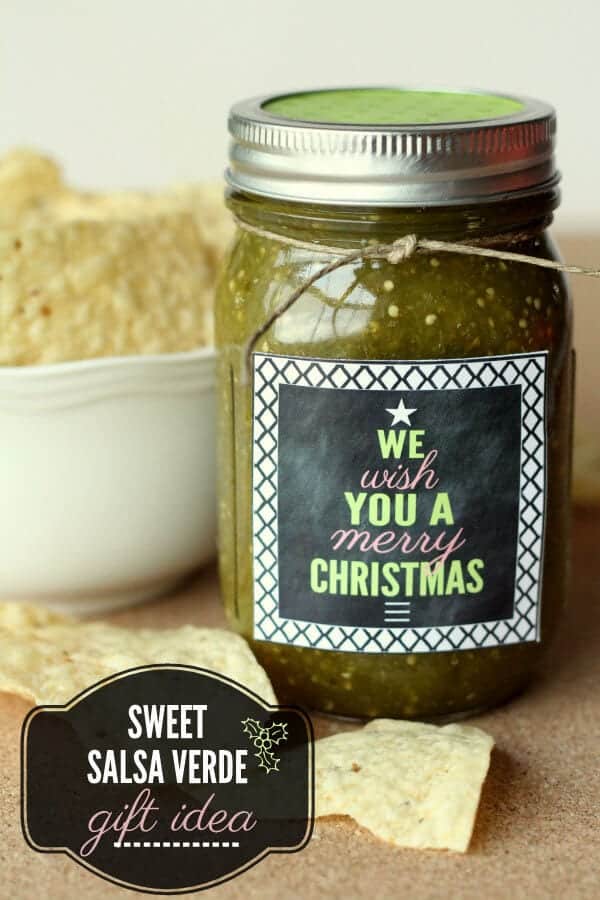 https://www.iheartnaptime.net/wp-content/uploads/2014/12/Sweet-Salsa-Verde-Christmas-Gift-with-Free-Prinatble-on-lilluna.com-salsa-gift.jpg