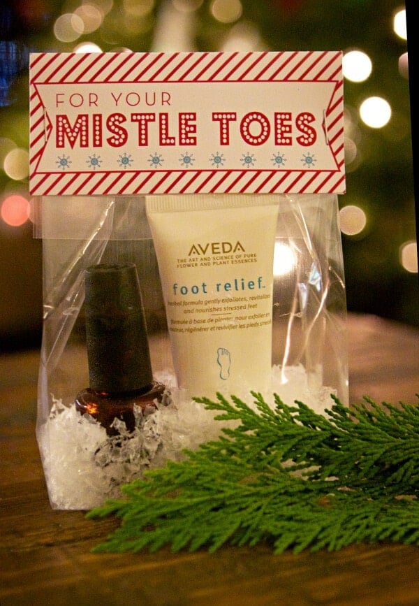 Mistle toes gift idea