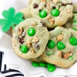 Pistachio and Chocolate Leprechaun Cookies for St. Patrick's Day