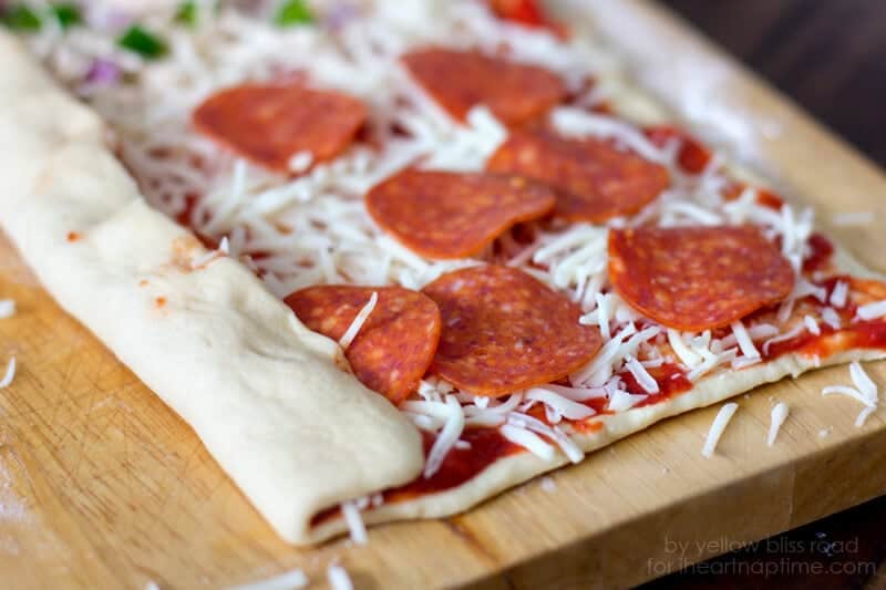 Pizza-Pinwheel rollen