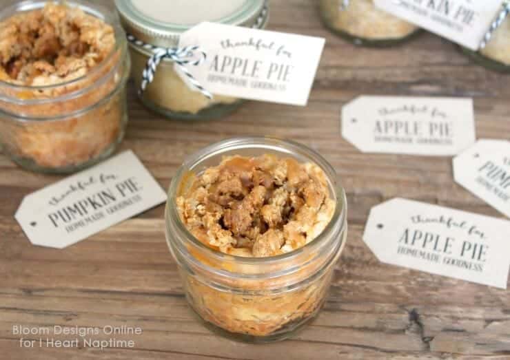 Mason Jar Pies To Go with Tags