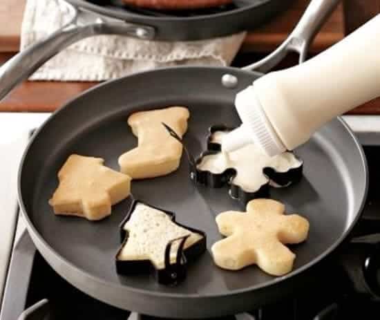 14 Decorating Hacks For The Best Christmas Ever