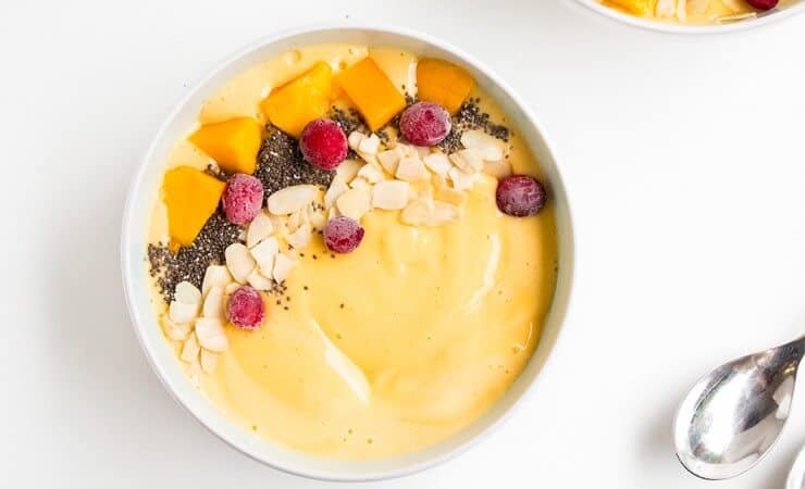 Easy Mango Smoothie Bowl - A refreshing and healthy breakfast option.