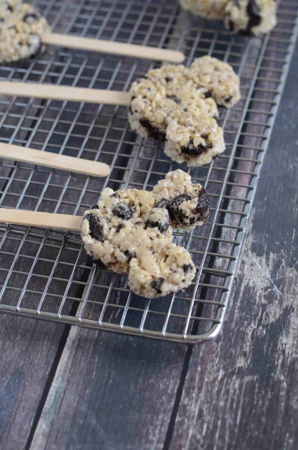 oreo mickey mouse rice krispy treats without chocolate