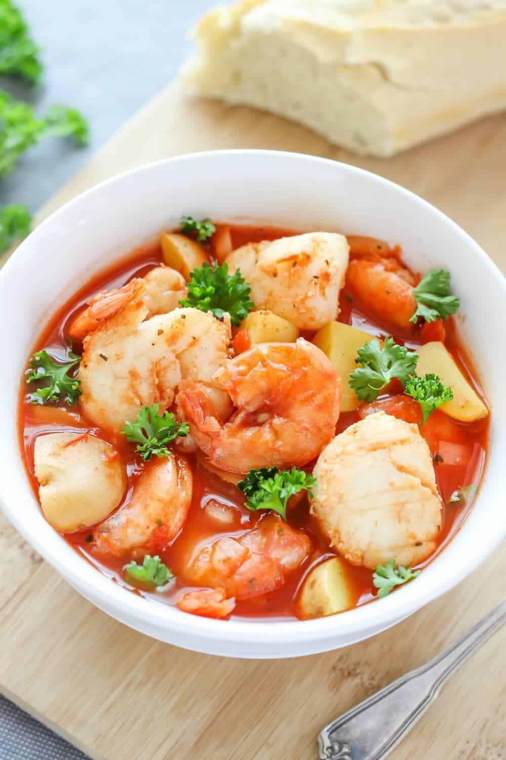 seafood stew with shrimp and scallops 