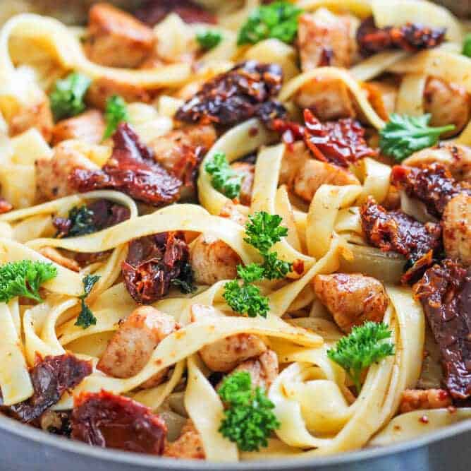 close up of lemon chicken fettuccine 