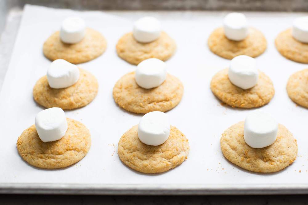 S'mores cookies with marshmallow on top.