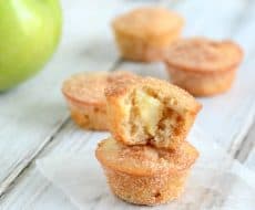 These Apple Snickerdoodle Mini Muffins are easy to make, and so delicious!