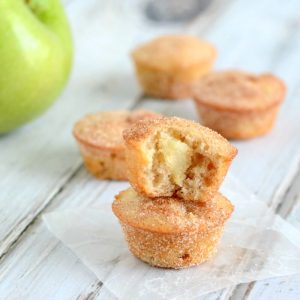 These Apple Snickerdoodle Mini Muffins are easy to make, and so delicious!