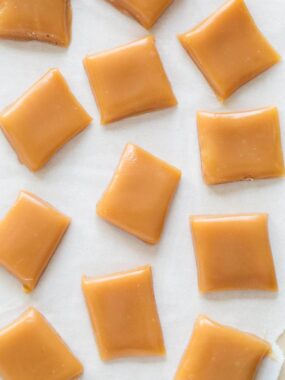 cut caramels