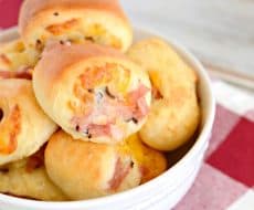 Ham and Cheese Pretzel Bites - a scrumptious appetizer that will please any crowd.