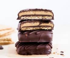Disneyland's Chocolate Peanut Butter Sandwich recipe that you can make at home with only 5 ingredients! These are dangerously easy and delicious!