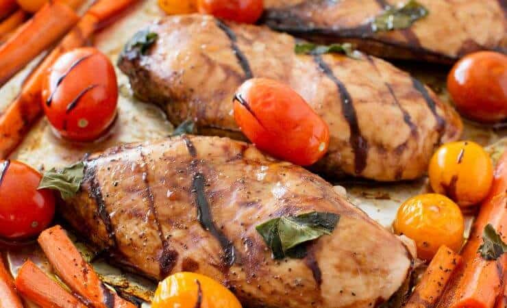 One Pan Balsamic Chicken and Veggies ...a healthy, EASY and delicious dinner recipe! A meal the whole family will love!